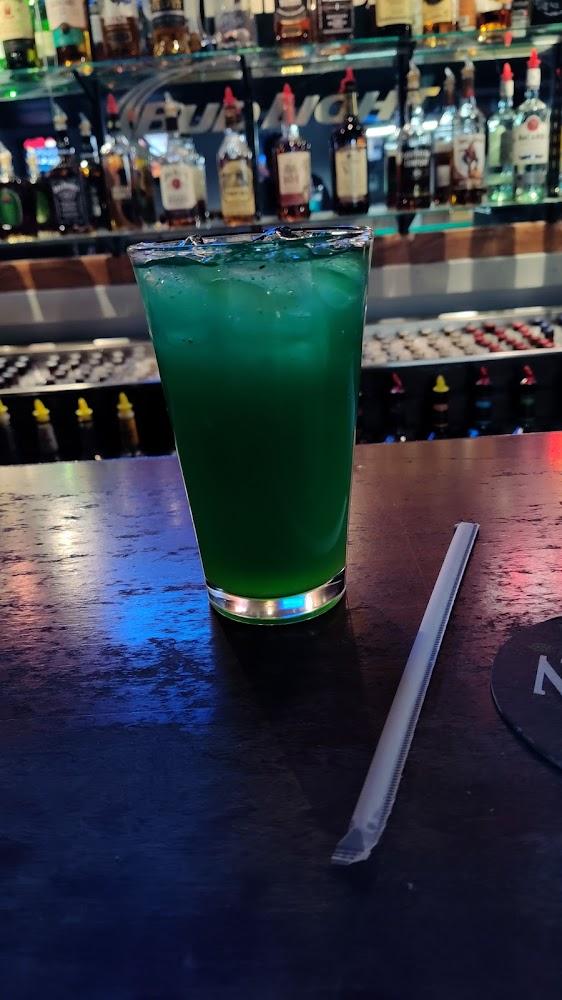 E Street Bar Gallery Image 5